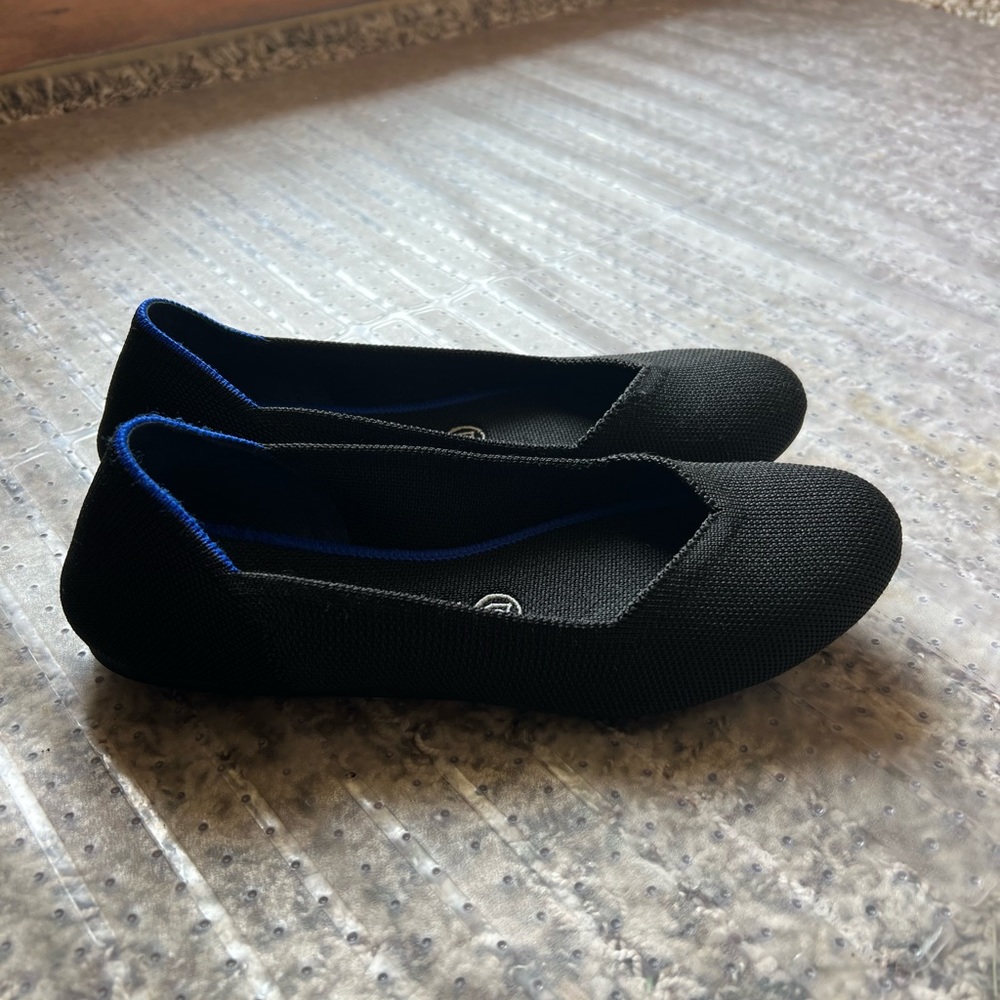 ROTHY’S Black flat size 7.5